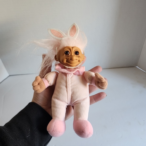 Vintage 1980s Official Russ Troll Small Doll, Easter Exclusive - Picture 3 of 5